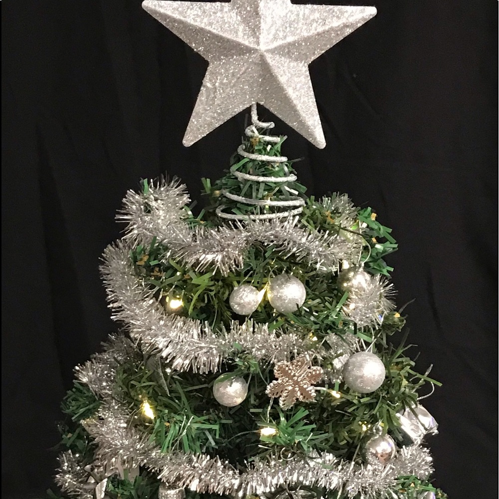 Table top Christmas tree 18” tall prelit and decorated!! - Picture 2 of 7